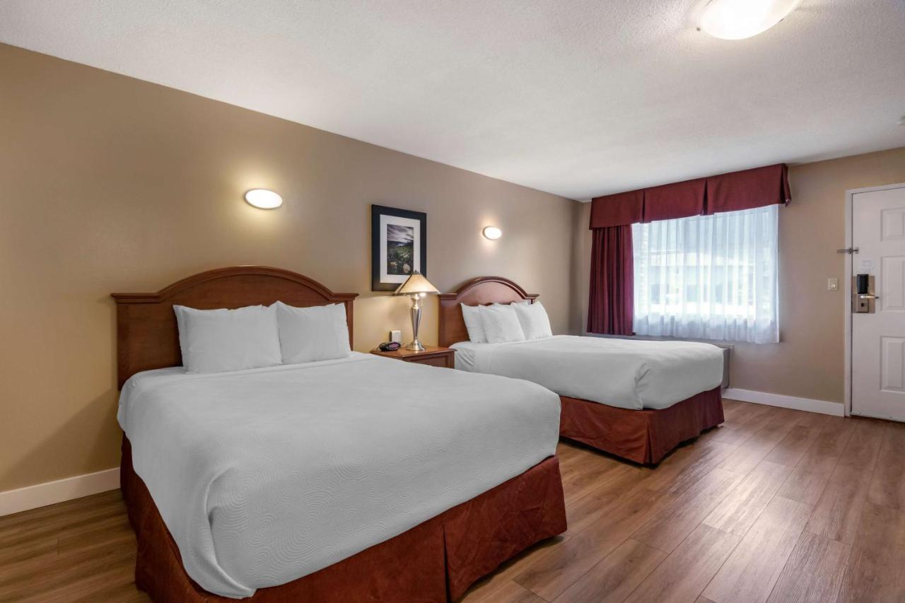 Best Western Sicamous Inn Luaran gambar