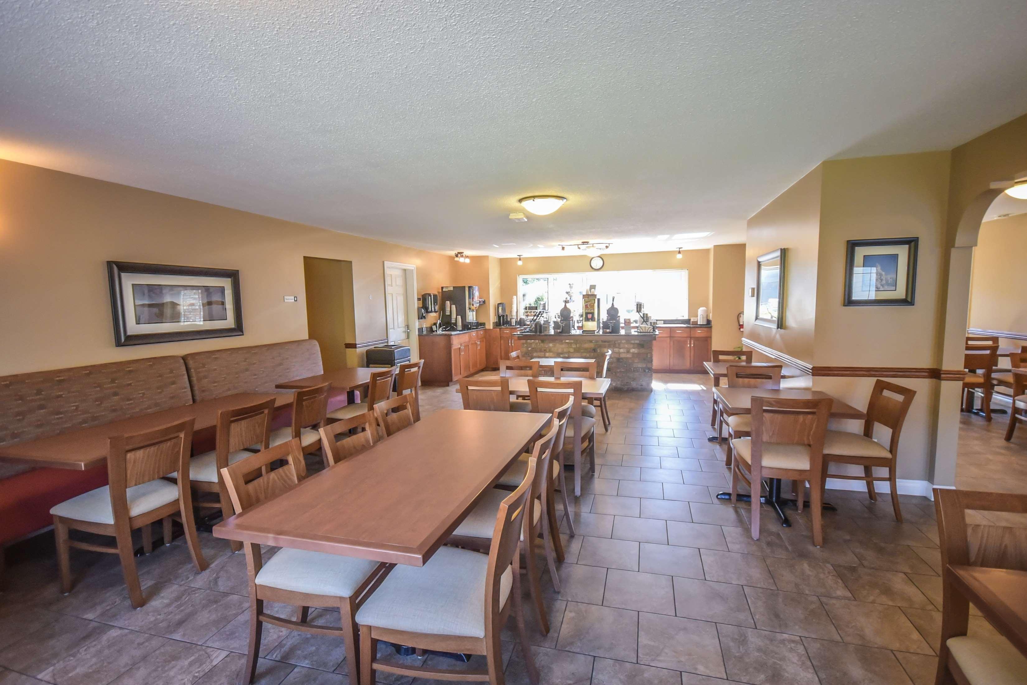 Best Western Sicamous Inn Luaran gambar
